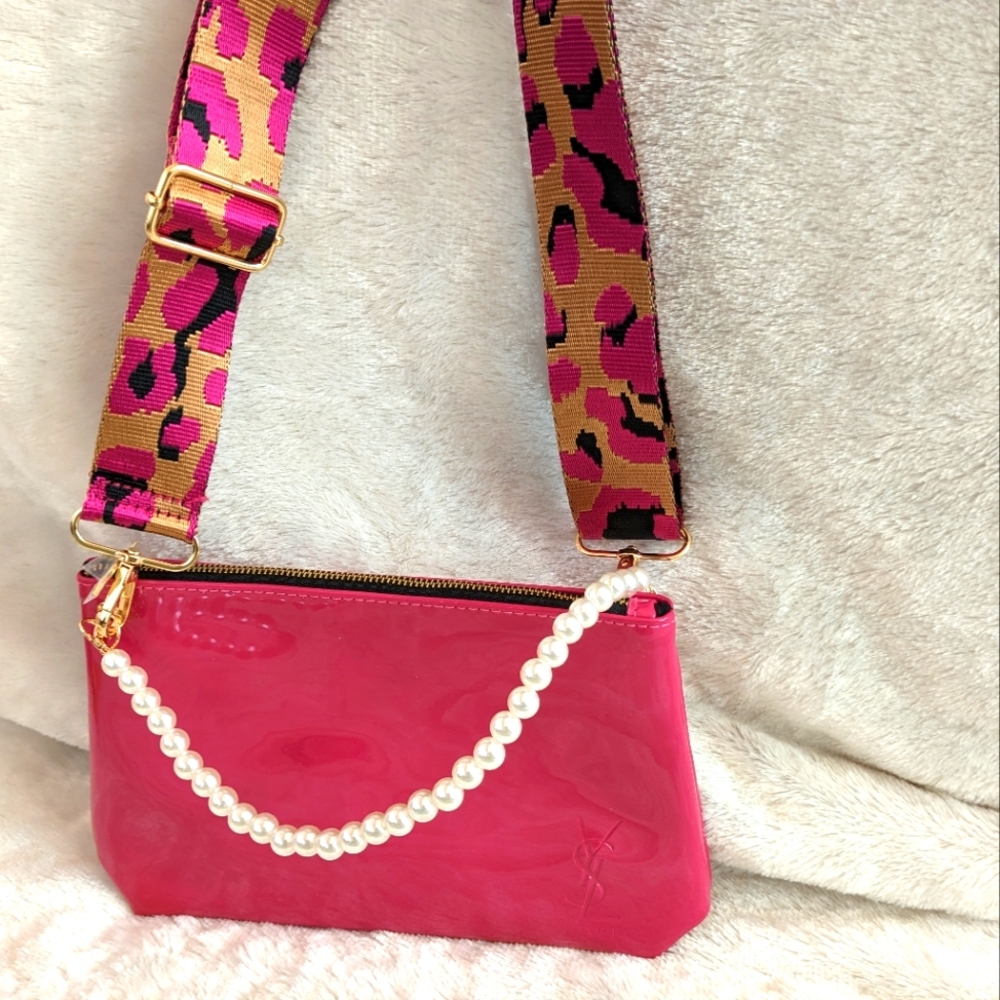 Yves saint Laurent pouch - Picture 10 of 11